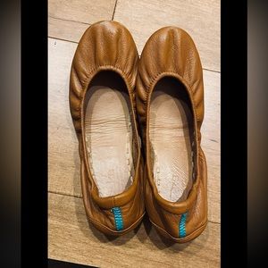 Tieks Size 8 chestnut